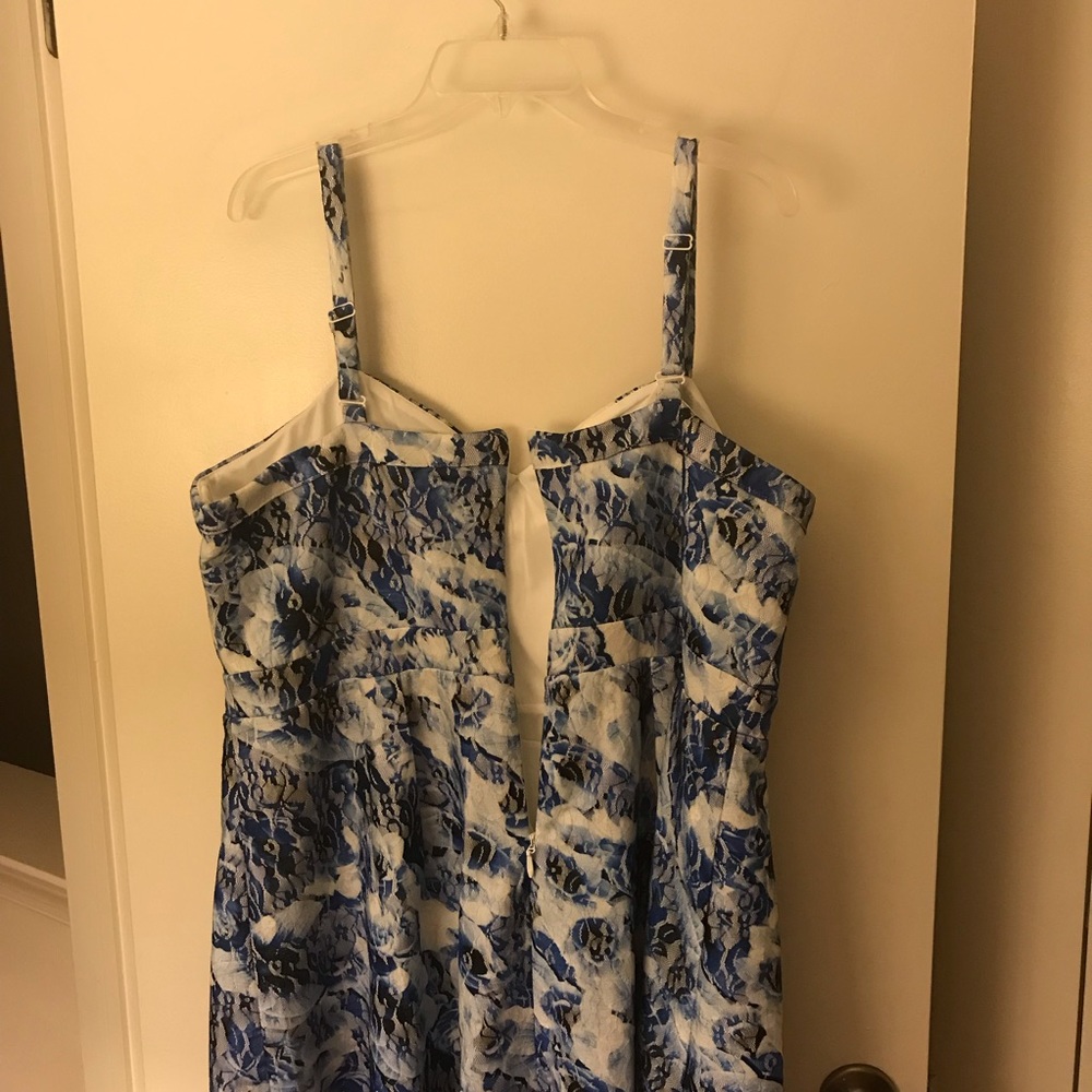 City Chic Black White Blue Floral Lace Dress - Picture 7 of 8